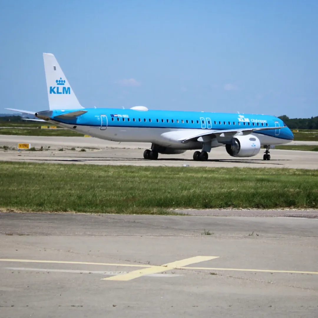 KLM Embraer E195-E2